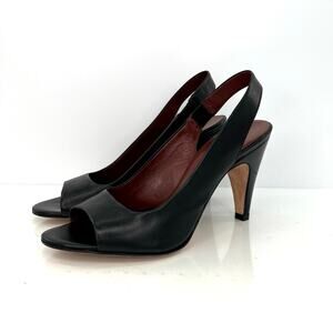 NWOT Banana Republic Kendell sling back women’s pump heels sandals.